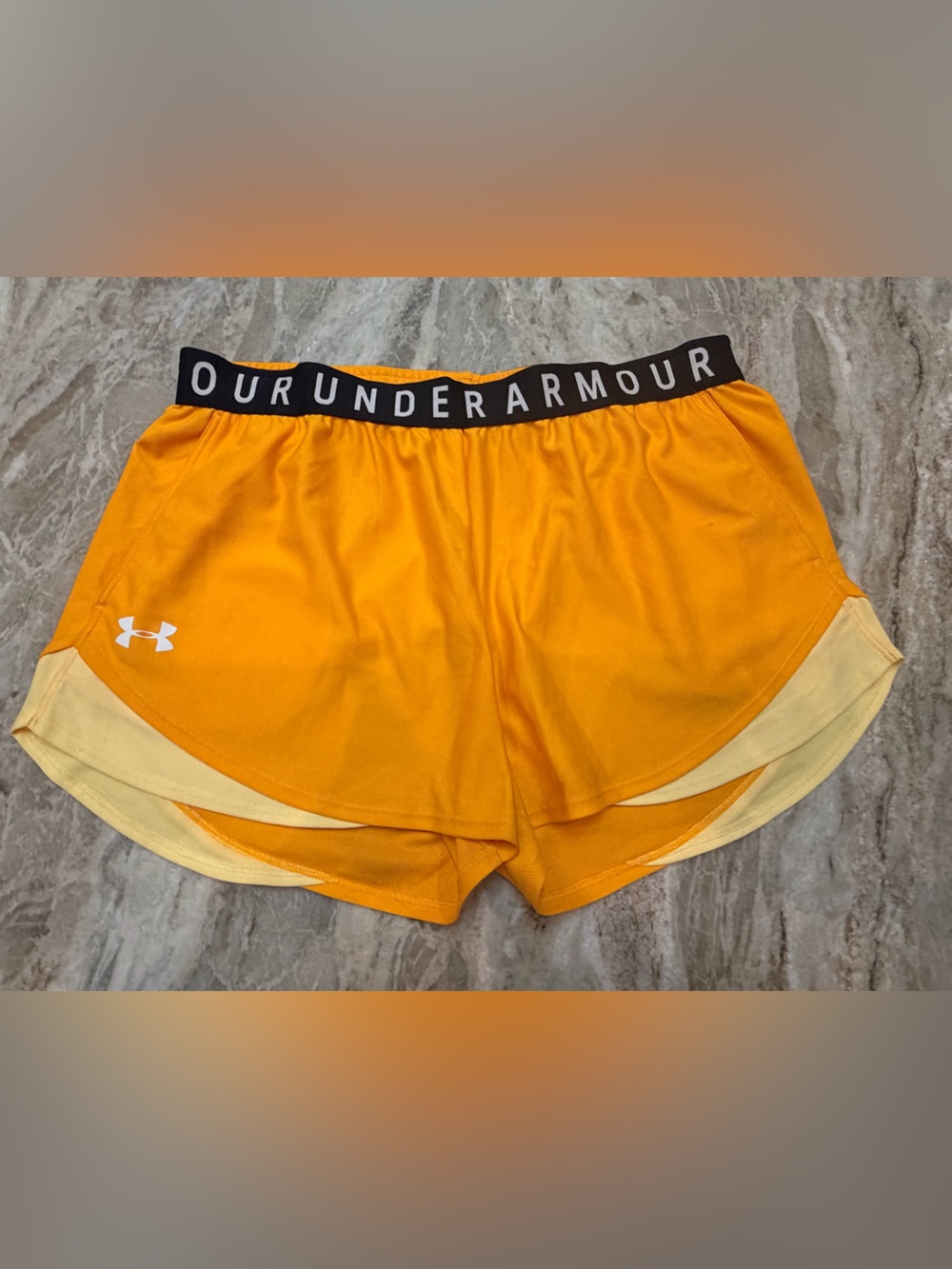 Under Armour HeatGear Orange Running Shorts Women’s L